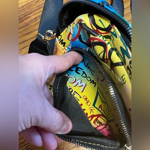 NWOT Crossbody Bag - Picture 4 of 5